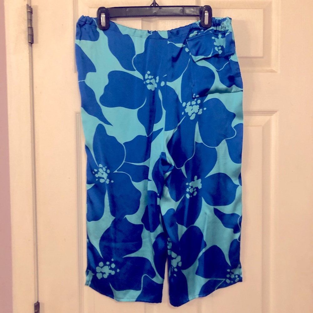 SILK turquoise blue large floral capri Bermuda  pants  XS drawstring - Picture 6 of 10